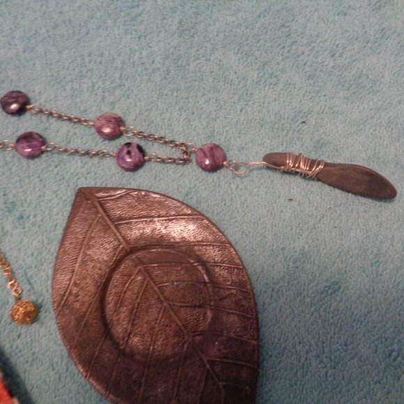 RETRO COUNTRY STYLE MUSHROOMS BEADS HANG NECKLACE CASE STENCILS FISH LEAVES LOY - Picture 13 of 13